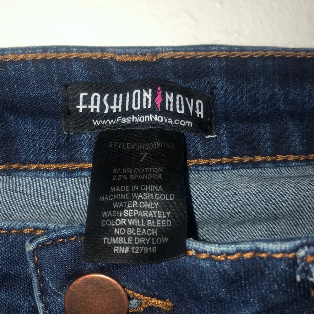 Jeans - Picture 3 of 3